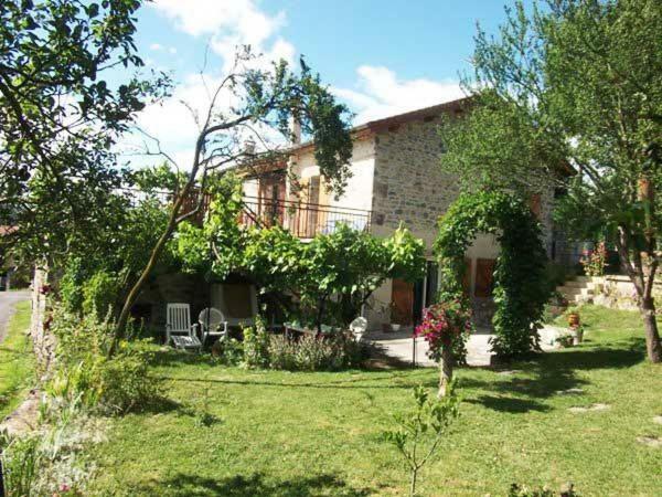 Les Frenes Bed & Breakfast Retournac Luaran gambar